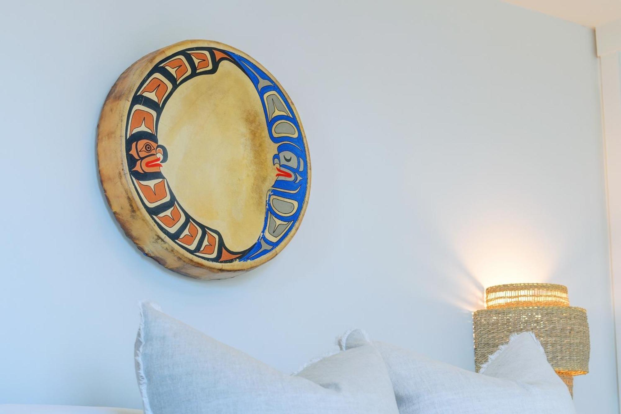 West Coast Loft With Rooftop Patio + Harbour View *